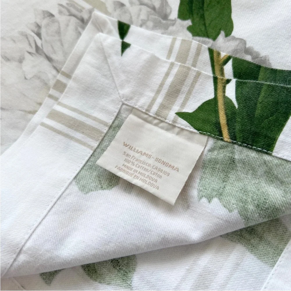Williams Sonoma Botanical Peonies 70x90” Tablecloth Pivoine Odorante Spring